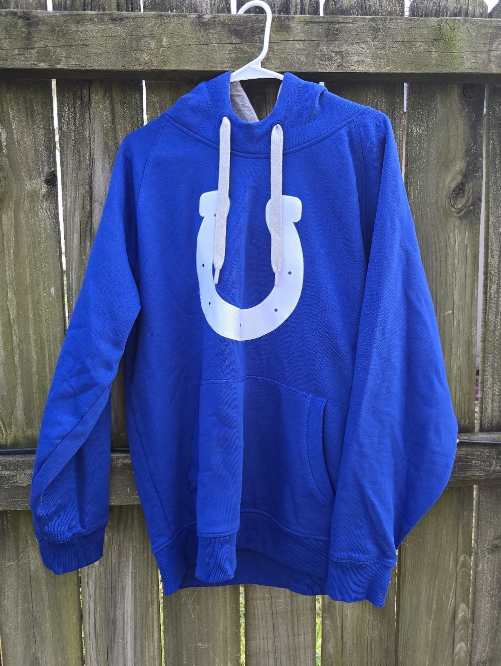 Indianapolis Colts Antigua Hooded Sweatshirt